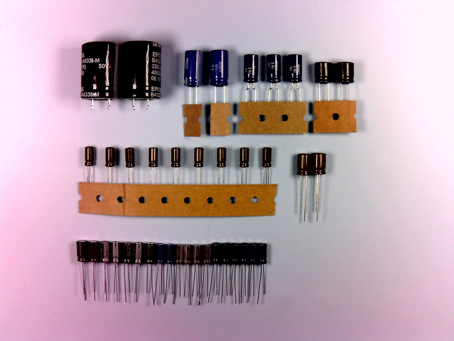 Sansui AU 2900 Elektrolyt-Kondensator-Set komplett recap repair