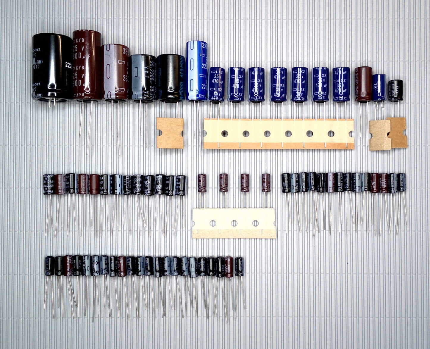 NAKAMICHI CR 2 CR 2E Elektrolyt-Kondensator-Set komplett recap repair