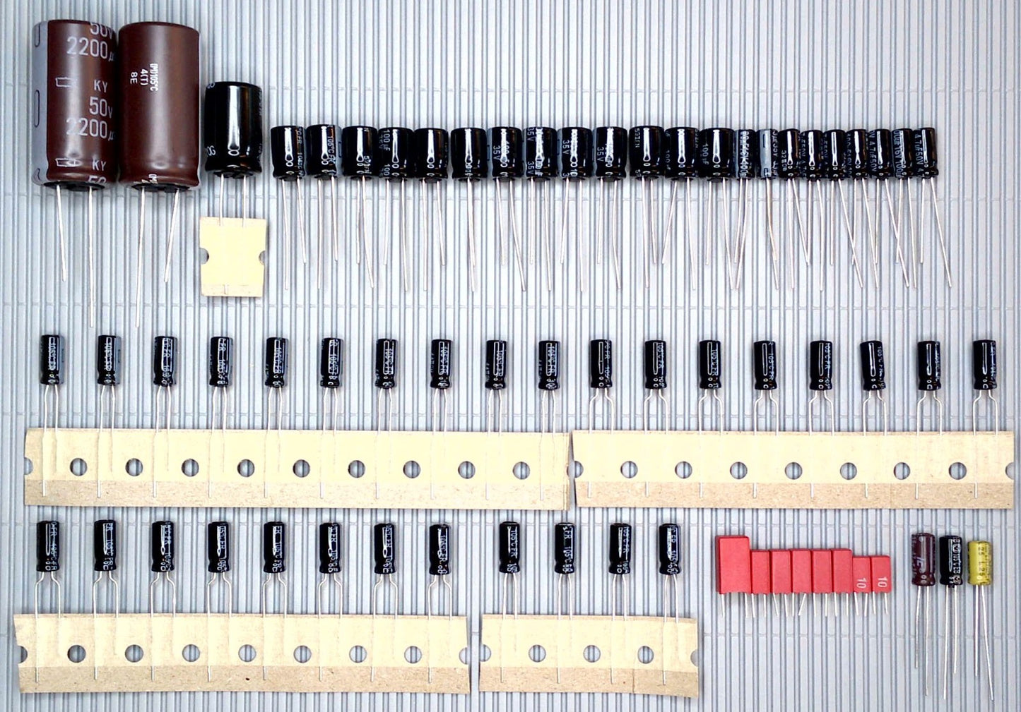 NAKAMICHI 480 Elektrolyt-Kondensator-Set PANASONIC WIMA komplett recap repair