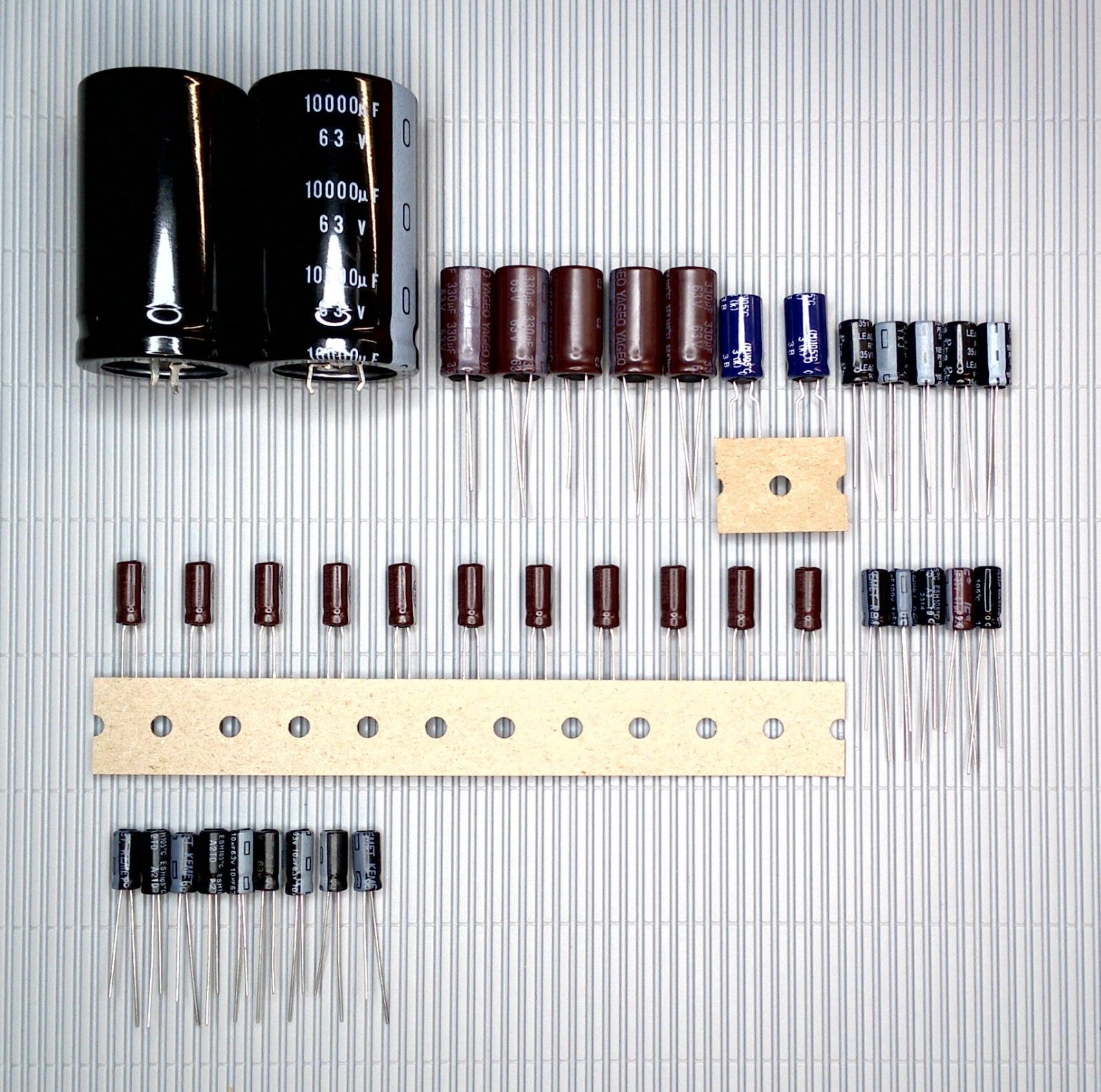 HARMAN KARDON HK 6100 Elektrolyt-Kondensator-Set komplett recap repair