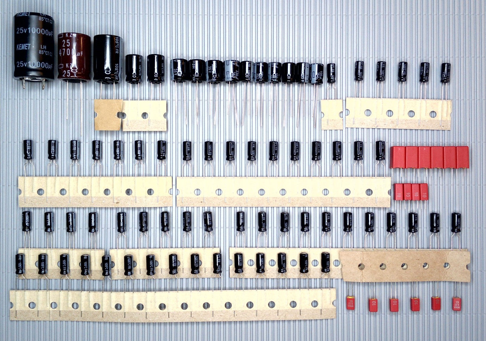 DUAL C846 Elektrolyt-Kondensator-Set komplett Panasonic-WIMA recap repair