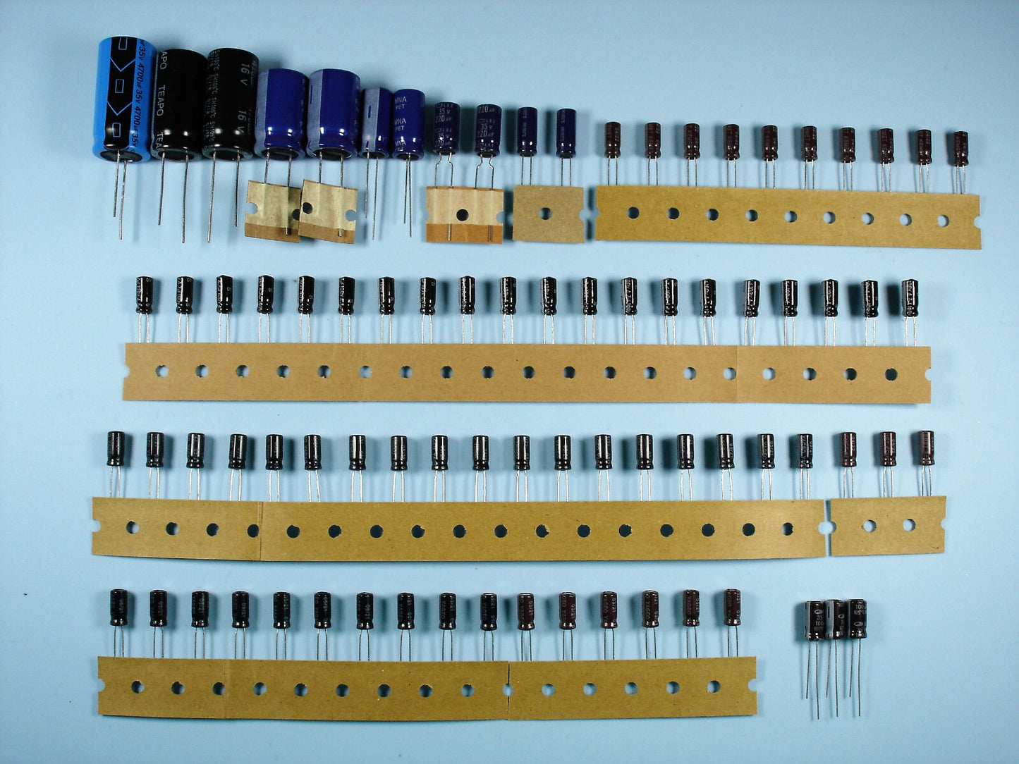 TEAC R-777X Elektrolyt-Kondensator-Set komplett recap repair
