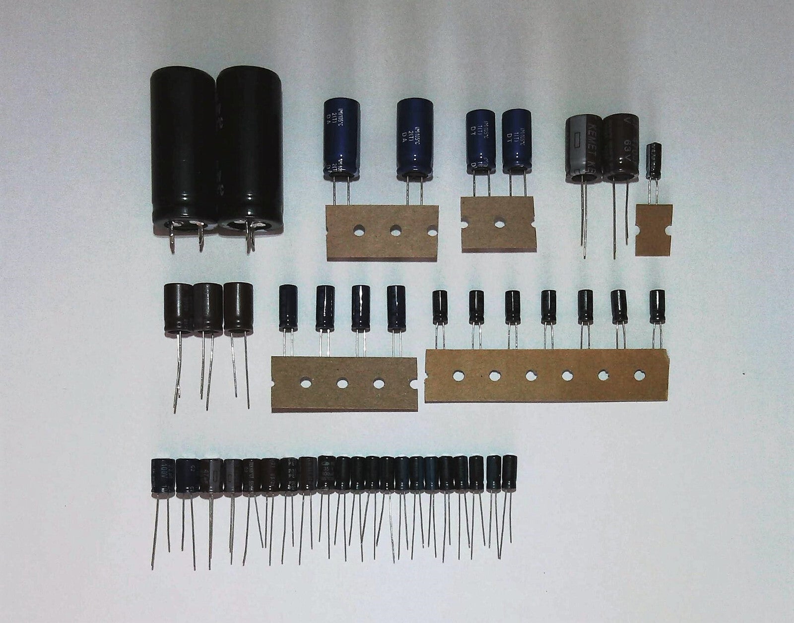 NAD 302 Elektrolyt-Kondensator-Set komplett recap repair