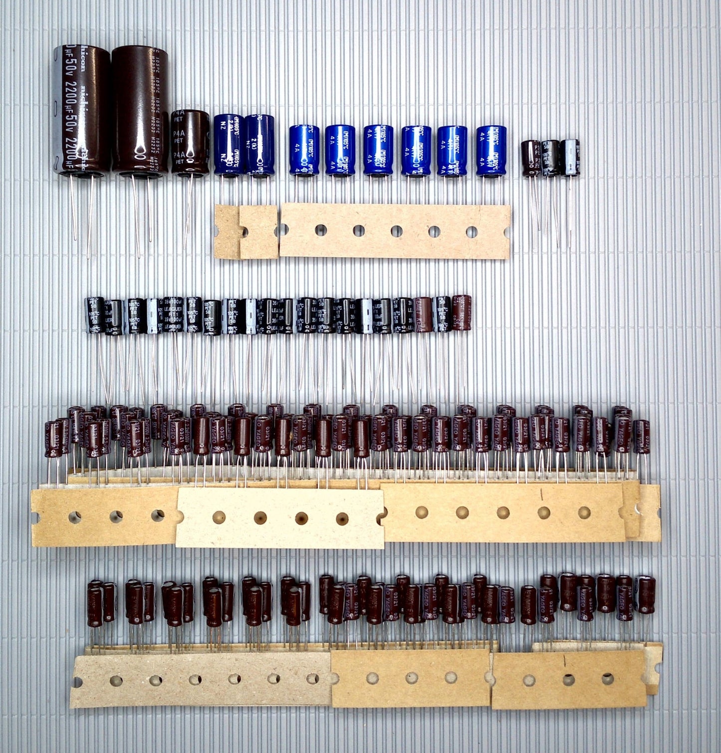 TECHNICS RS 1520 Elektrolyt-Kondensator-Set komplett recap repair