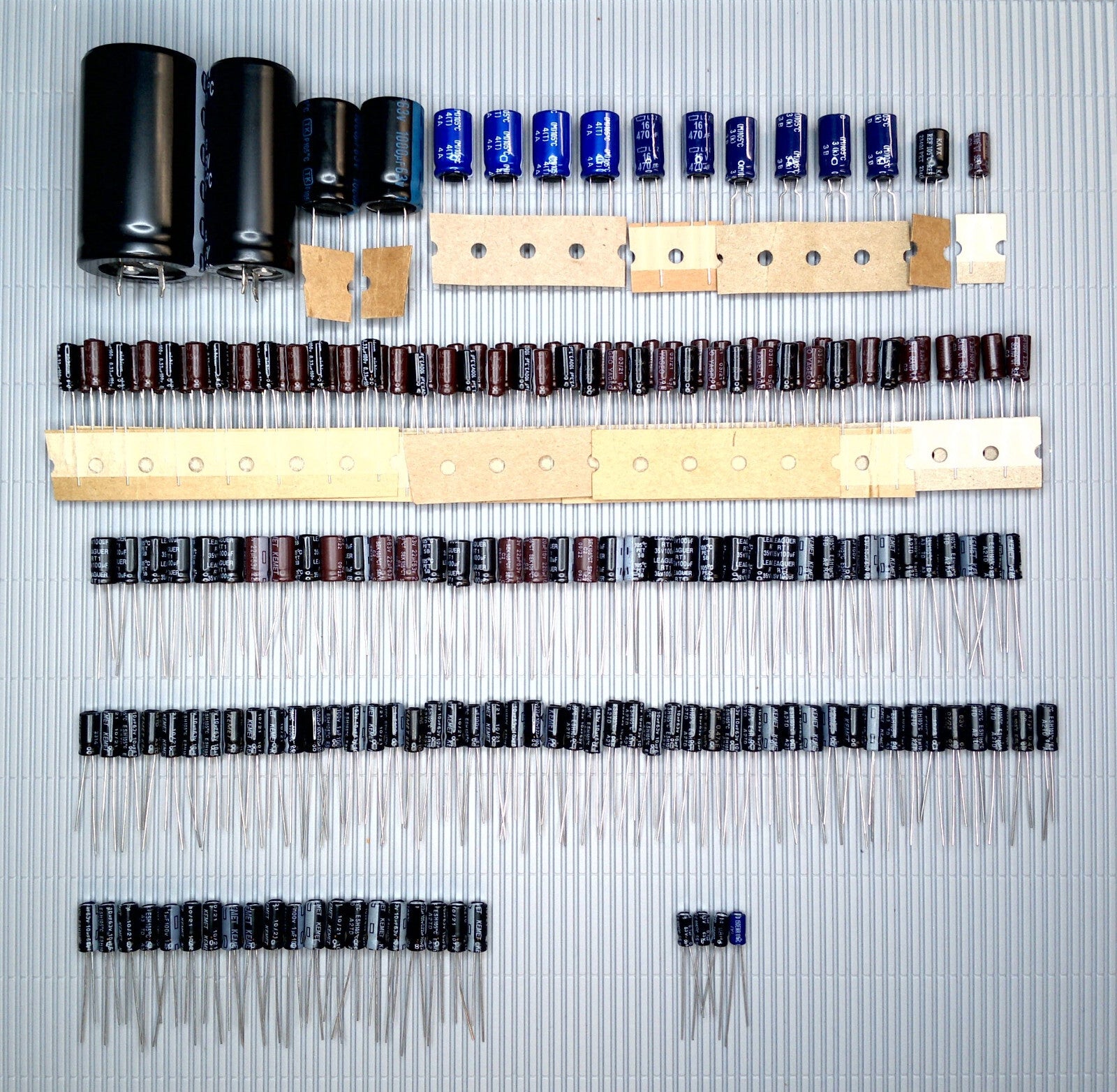 TECHNICS SV-P100 Elektrolyt-Kondensator-Set komplett recap repair