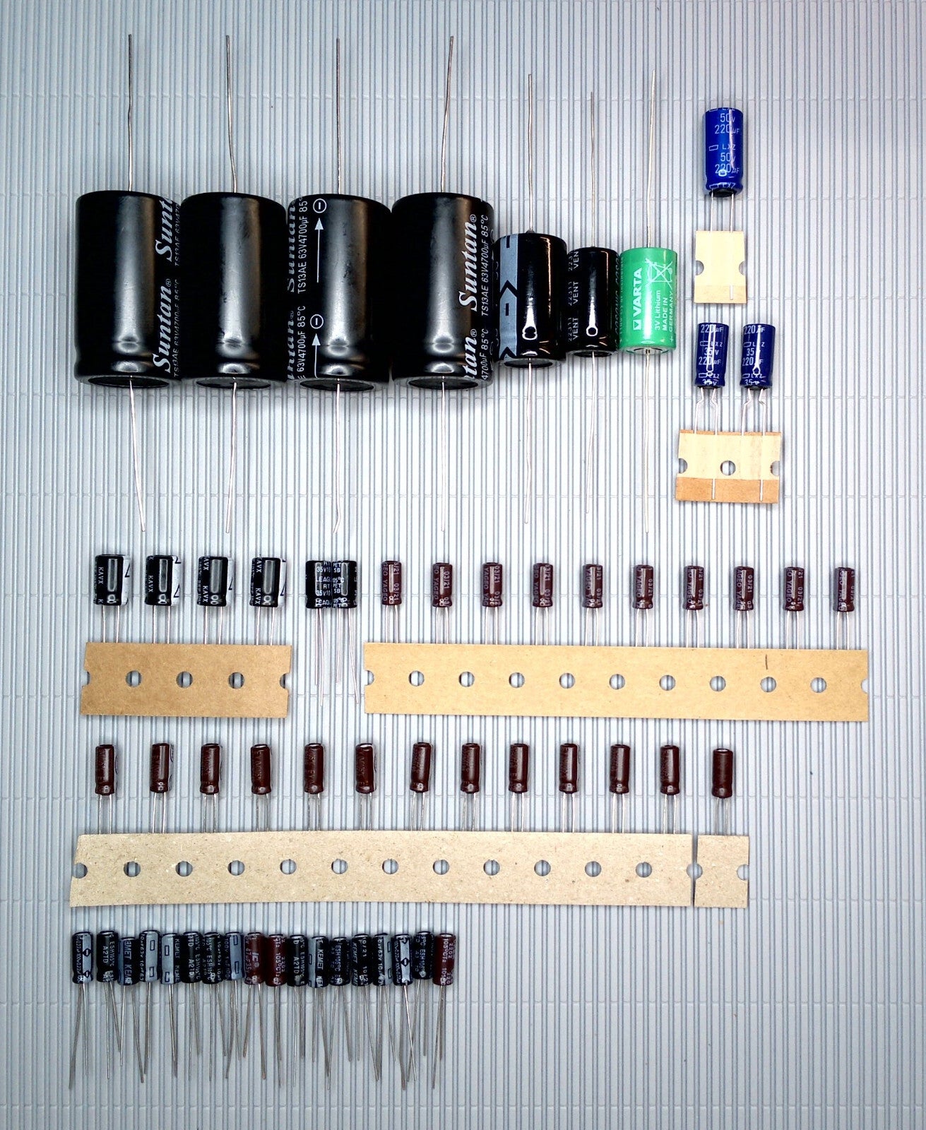 BRAUN RS 1 Elektrolyt-Kondensator-Set komplett recap repair
